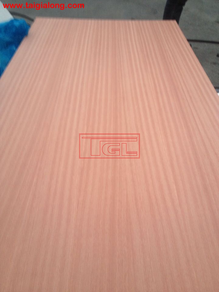 Tấm MDF Veneer Sapele