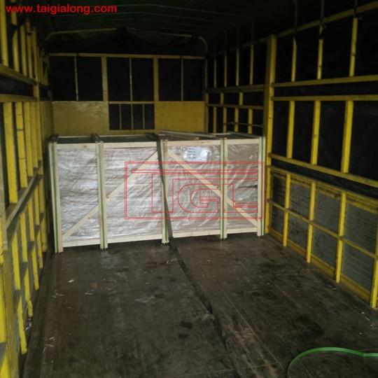 Bàn giao đơn hàng tấm da cửa 2 Pano phủ veneer Ash - Tần bì cho đơn vị sản xuất cửa gỗ công nghiệp tại Thạch Thất, Hà Nội.