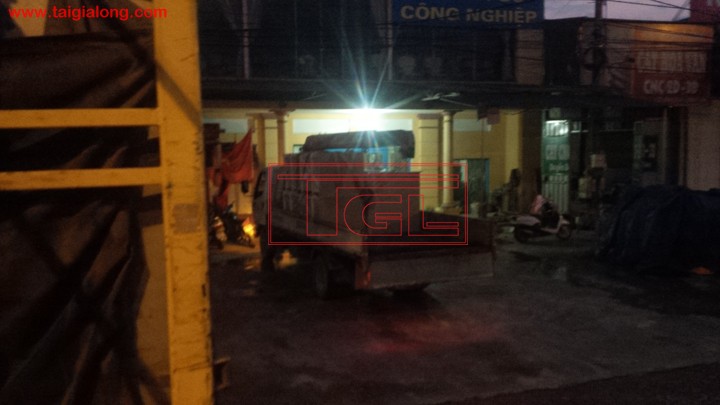 Bàn giao đơn hàng tấm da cửa 2 Pano phủ veneer Ash - Tần bì cho đơn vị sản xuất cửa gỗ công nghiệp tại Thạch Thất, Hà Nội.